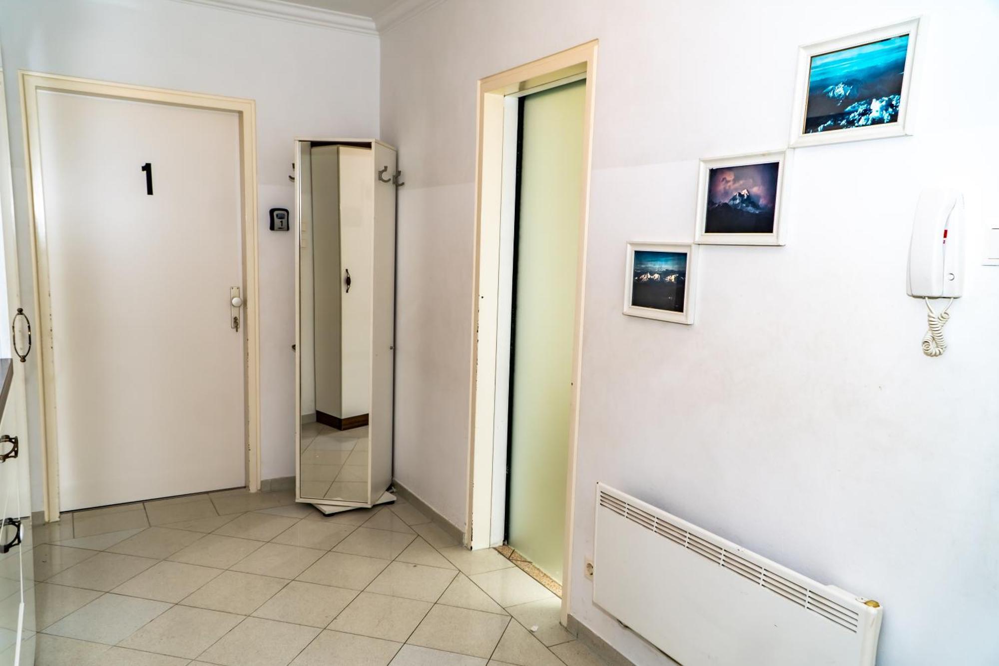 Spacious Rooms 5 Minutes To Wiener Stadthalle Buitenkant foto